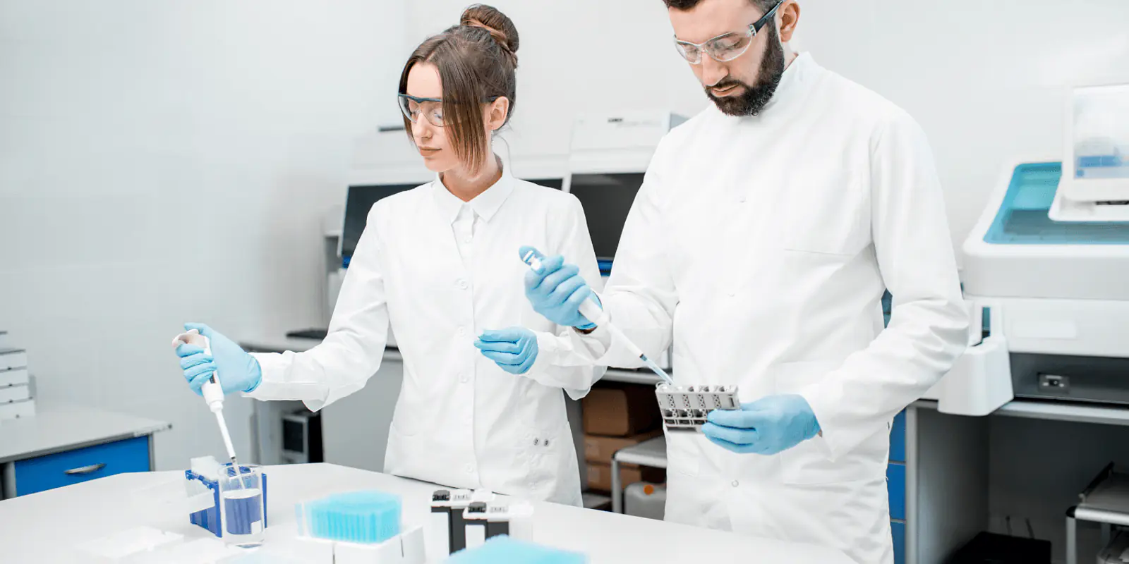 Normas de laboratorio y protocolos esenciales