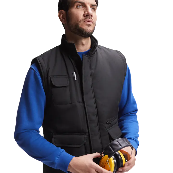 Roly_5067_black_safeguru_01.webp