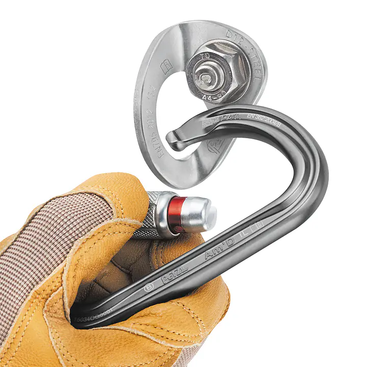 P36BA-COEUR-BOLT-STEEL-focus-1_HighRes.jpeg