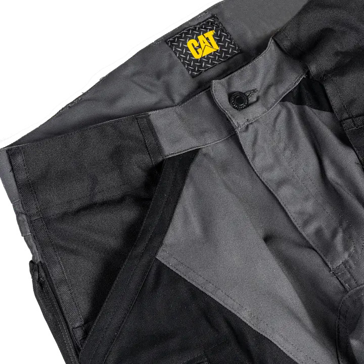 Caterpillar_c173_grey-black_safeguru_04.webp