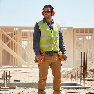 Orejeras Sonis Compact Hi-Vis 32dB secondary image
