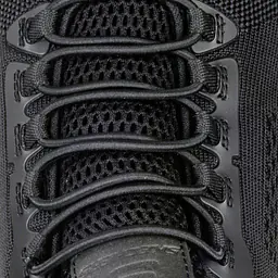 Skechers_cessnock_black_safeguru_01.webp