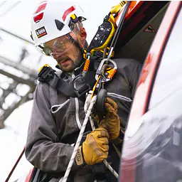 Petzl_safeguru_03.webp