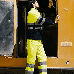 img698_safeguru_nb.png